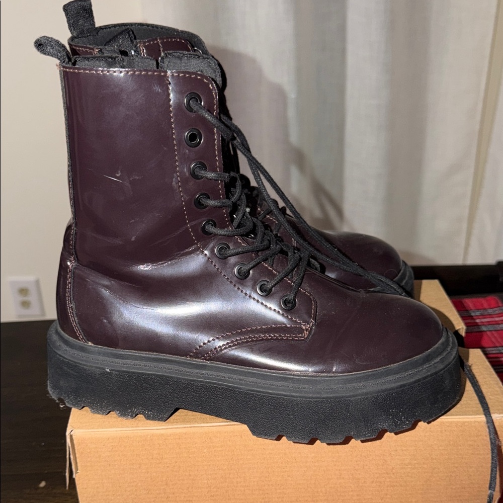 Zara Kids Boots in Dark Brown and Black